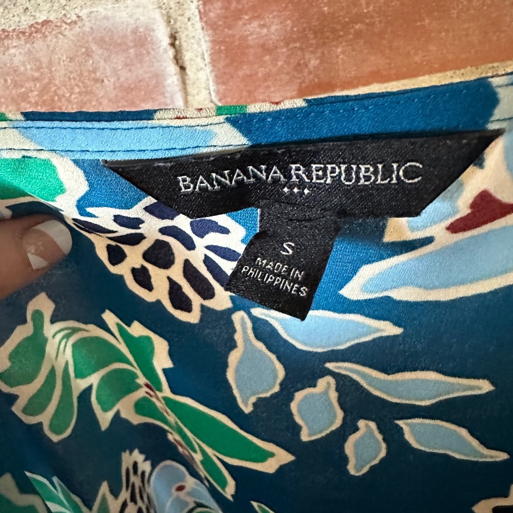 Banana Republic Smaill Camisole
